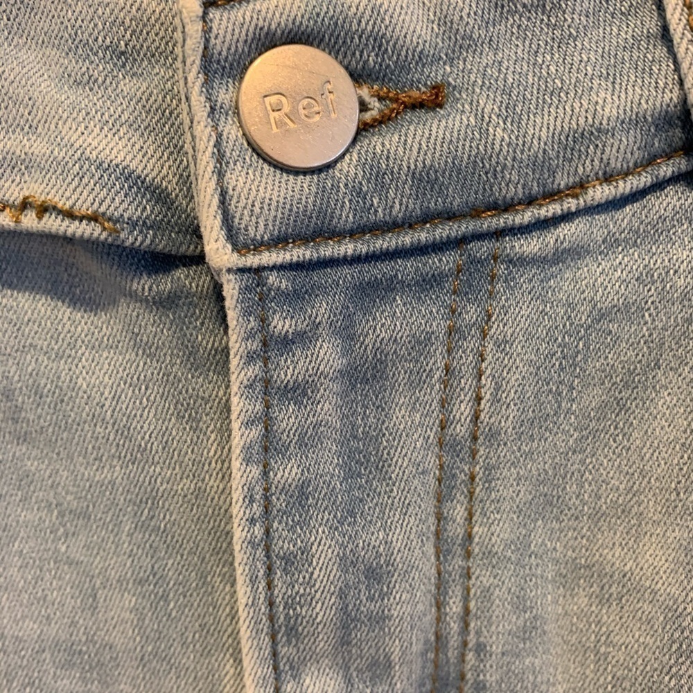 Reformation Light Wash High Rise str Leg. Size 26.​​​​​​​​​​​​​​​​​​​​ - Picture 4 of 7